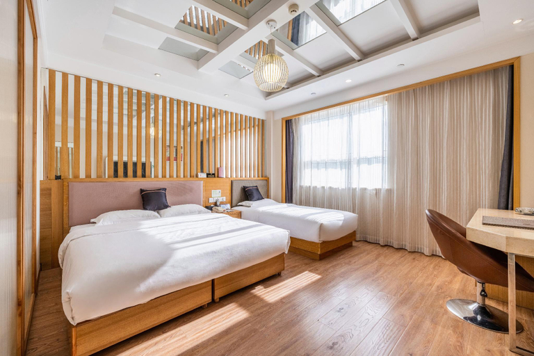 Bedroom 2, Xian Song Of Apple Hot Spring Hotel, Xi'an