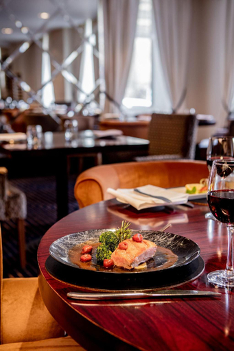 Food & Drinks 5, Hotel Colessio, Stirling