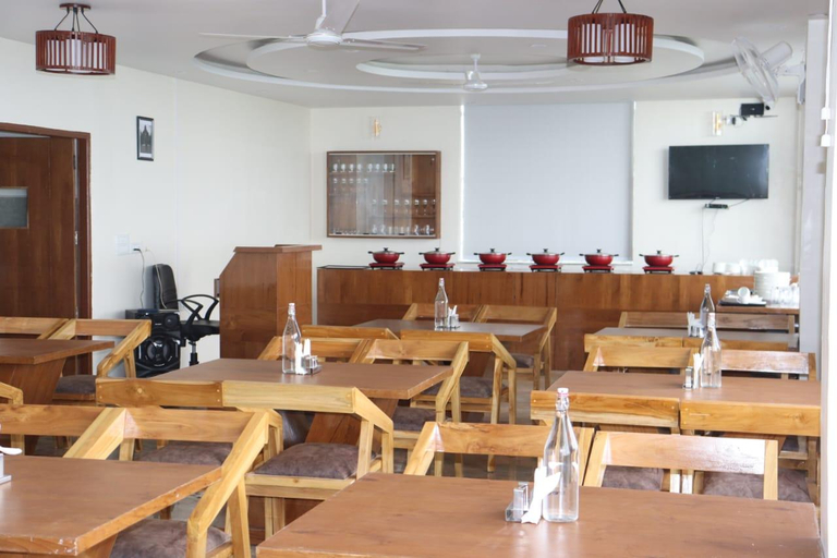 Food & Drinks 3, Oak Trek resort, Garhwal
