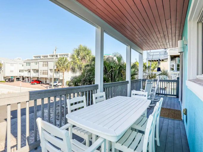 Others 4, Sunshine Lane by Distinctive Beach Rentals, Pinellas