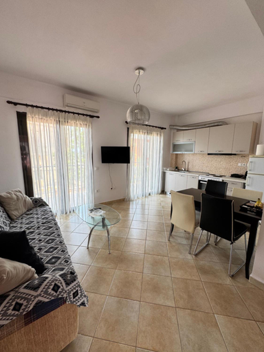 Others 4, Alexis Apartments, Peloponnese