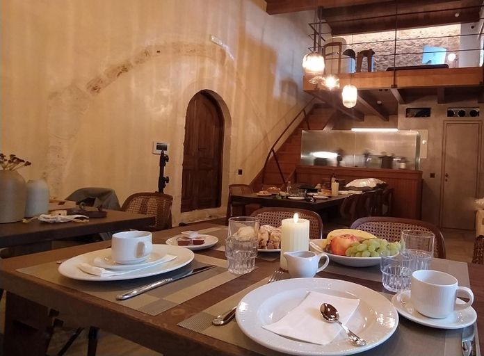 Food & Drinks 4, Santa Veneranda Suites by Checkin, Crete
