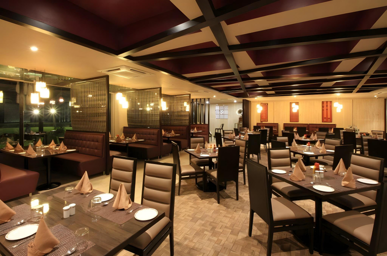 Food & Drinks 5, Shamrock Greens by Jardin Hotels, Raipur