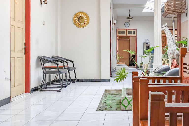 Public Area 3, D Martin Malioboro Hotel RedPartner, Yogyakarta