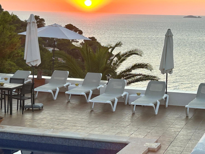 Food & Drinks 3, Hostal Cala Moli, Baleares