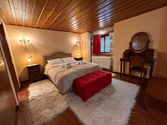 3, Villa Acroria in Karpenisi, Central Greece