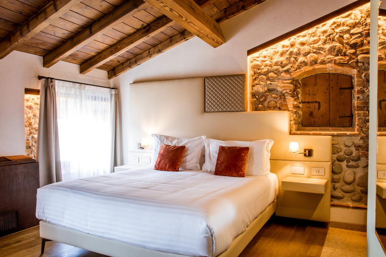 Bedroom 5, Corte Regia Relais, Verona