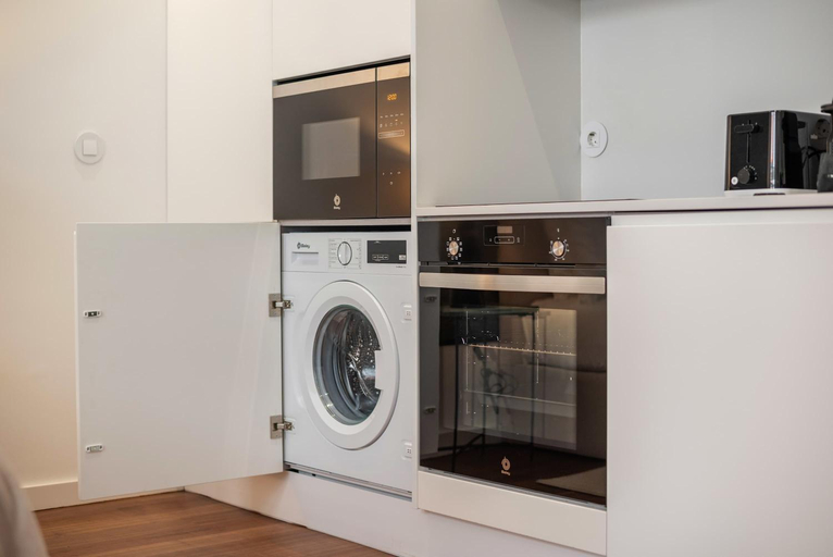 Facilities 4, Liiiving in Porto - The Prestige Apartment E, Porto