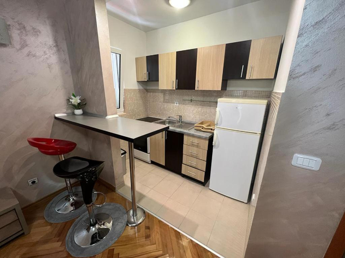 Others 5, City love Apartments Budva - Parking