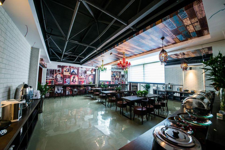 Food & Drinks 2, Multi-dimensional Space Hotel (Qingdao Licun Pedestrian Street), Qingdao