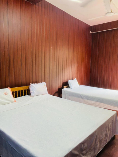 Bedroom 2, WIND BREEZE INn, N. Palatha East