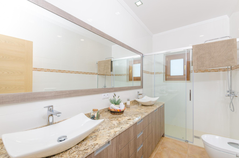 Bathroom 4, SON ROCA (BANYAVERDA), Baleares