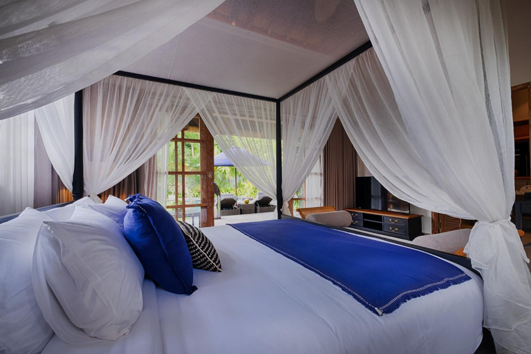 Bedroom 1, Villa Maya 5 bedroom Scenic in Canggu, Badung