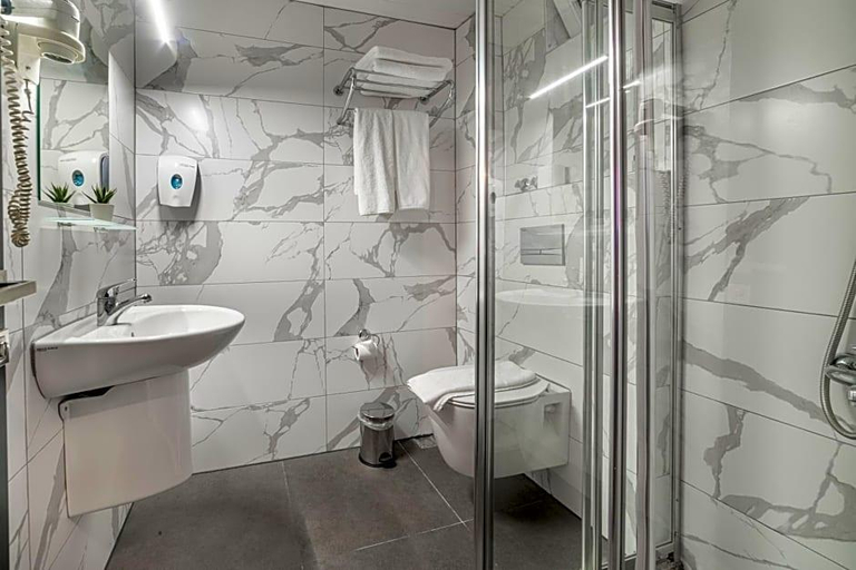 Bathroom 5, Royalisa Palmiye Beach Hotel - Adult Only, Alanya