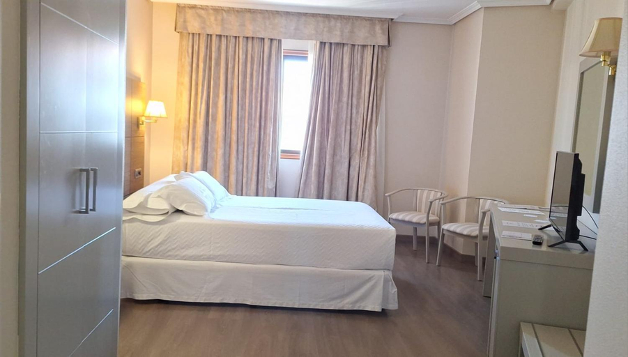 Bedroom 2, Galicia Palace, Pontevedra