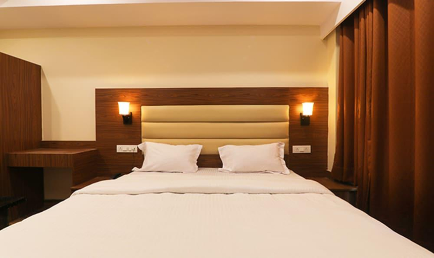 Bedroom 4, Hotel skyline, Lucknow