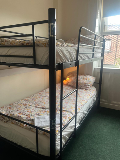 Others 4, Botanic Avenue Hostel less than a mile from the City Centre, Belfast