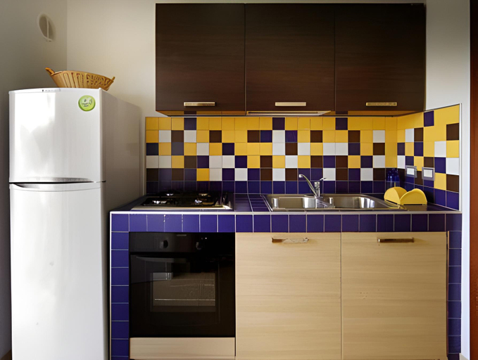 Others 4, Elysium Residence, Messina