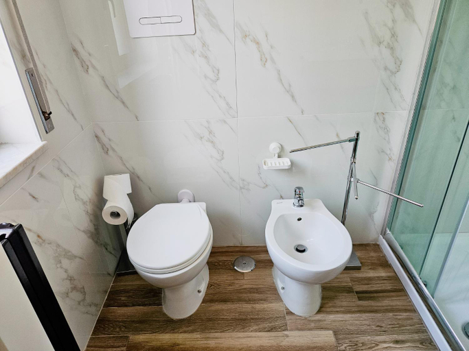 Bathroom 5, B&B Al 17, Avellino
