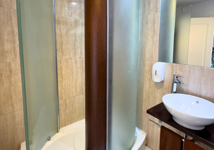 Bathroom 4, Holiday Club Sol Amadores, Las Palmas