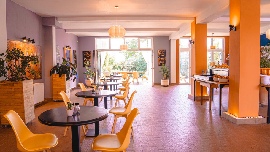 Food & Drinks 5, Villa Santa Maria, Sibiu