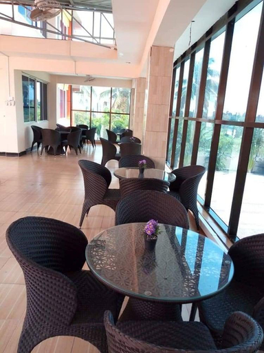 Food & Drinks 4, Nemarts Hotel, Ilala