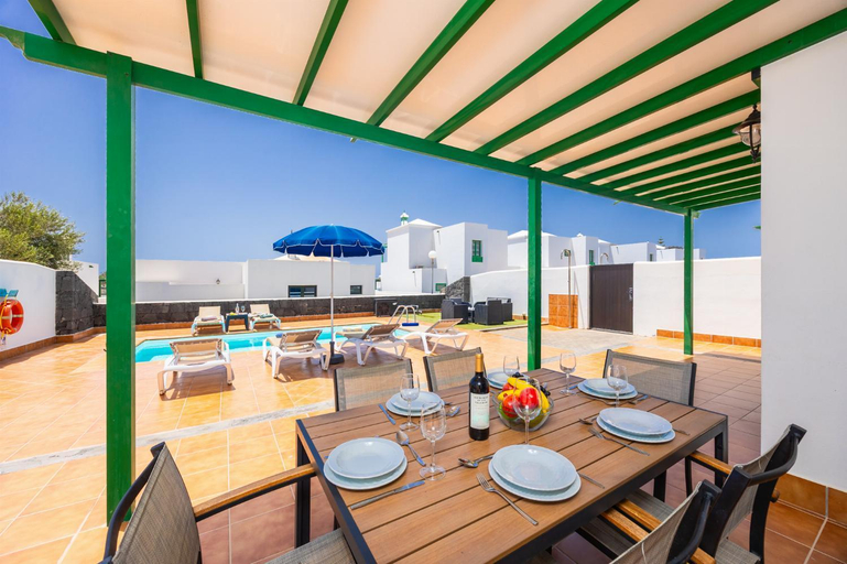 Food & Drinks, Villa Costa Papagayo 6, Las Palmas