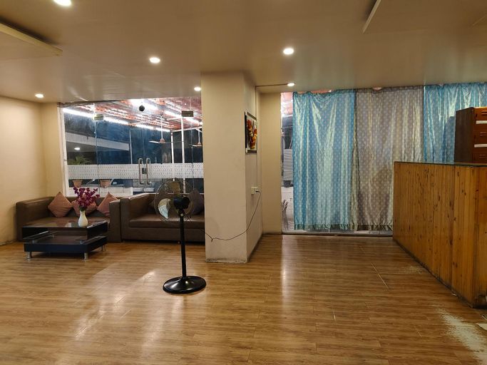 Others 5, Hotel Emerald Tree, Pune