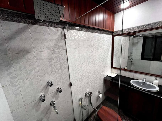 Bathroom 2, Verandah Aanchal @Madh 2Bhk Villa With Common Pool, Mumbai Suburban