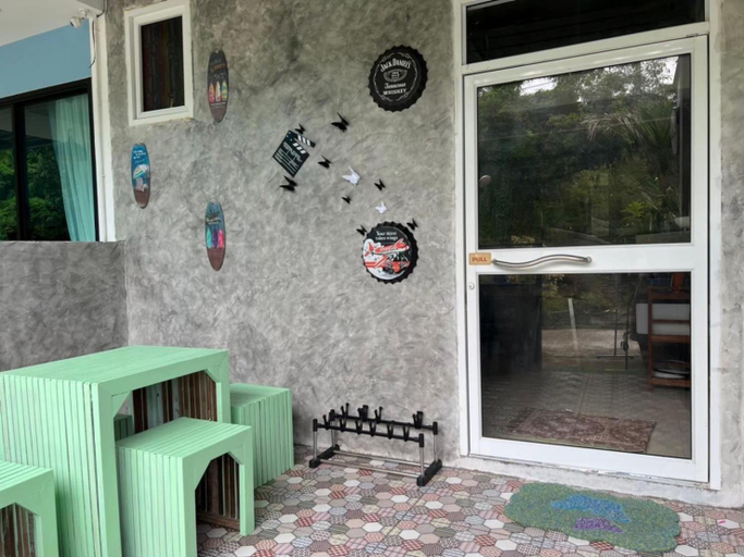 Others 4, Baan Bua Talay, Muang Rayong