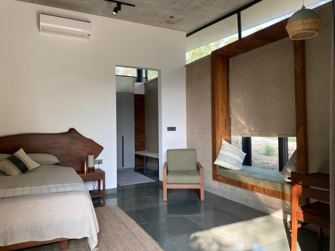 Bedroom 2, Walden, Rupnagar
