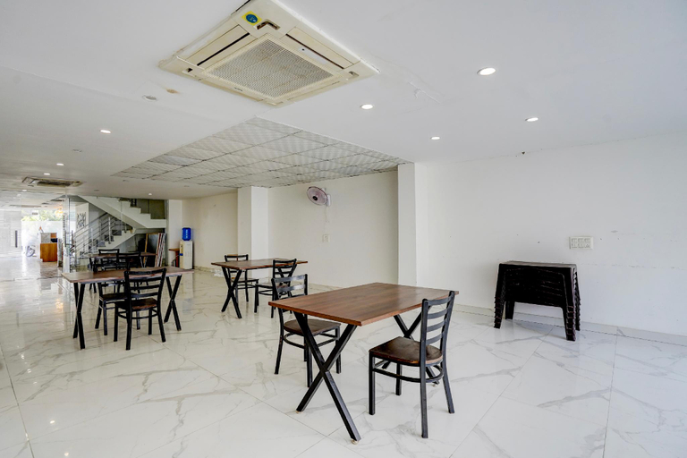 Food & Drinks, The Grace Hotel, Gurgaon