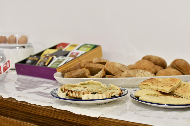Food & Drinks 4, Tenute Efis, Nuoro