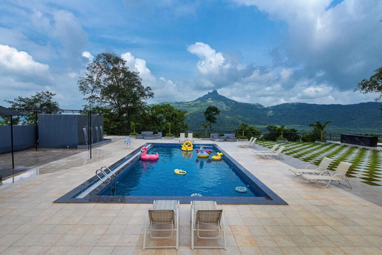 Sport & Beauty 2, SaffronStays Sundowner, Raigarh
