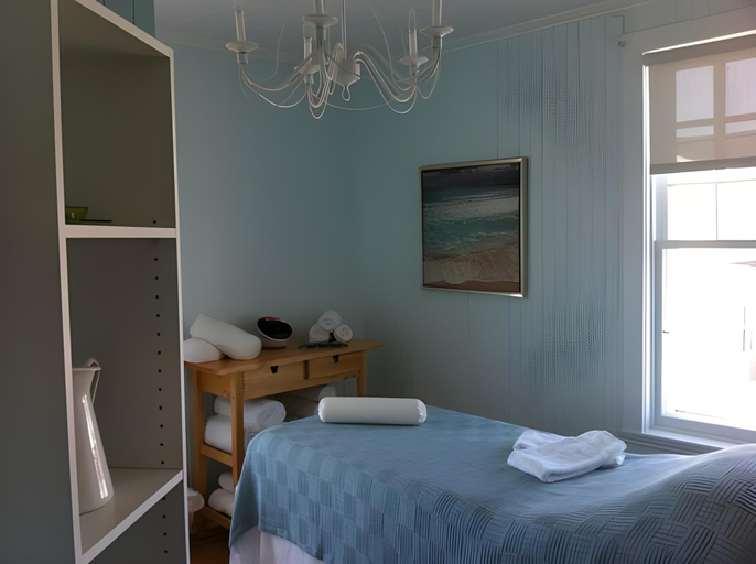 Bedroom 3, Le Gaspésiana, La Mitis