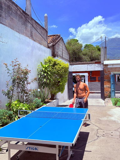 Sport & Beauty 5, Blue Moon Hostel, Antigua Guatemala
