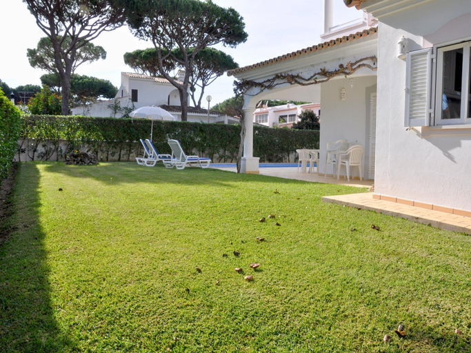 Others 5, Villa near Marina with Private Pool, Loulé