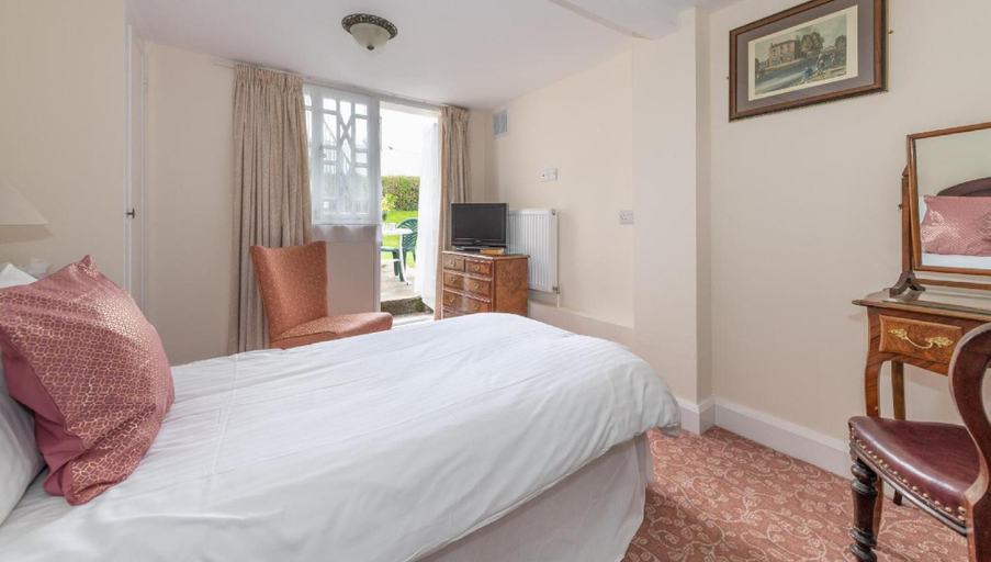 Bedroom 2, Royal Glen Hotel, Devon