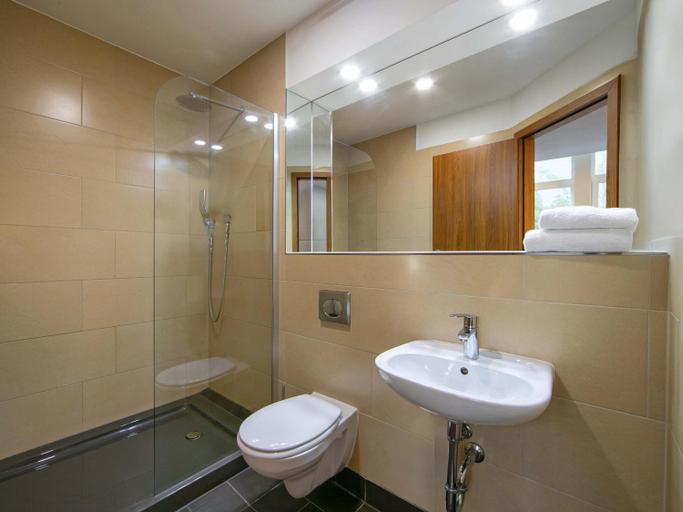 Bathroom 4, B&B HOTEL Berlin-Adlershof, Berlin