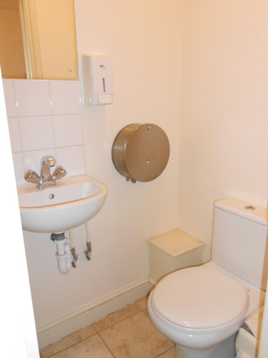 Bathroom 3, 24/7 London Hostel, London
