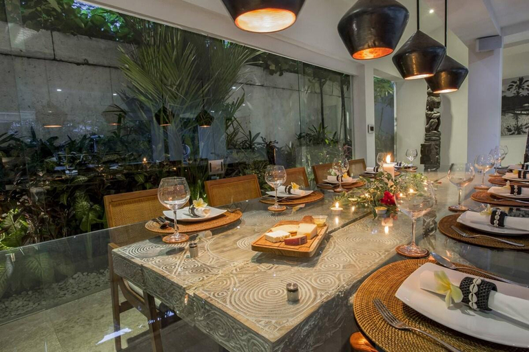 Food & Drinks, Luxe 4bed: 20m Lap Pool, TV Room, Walk To Beach , Badung