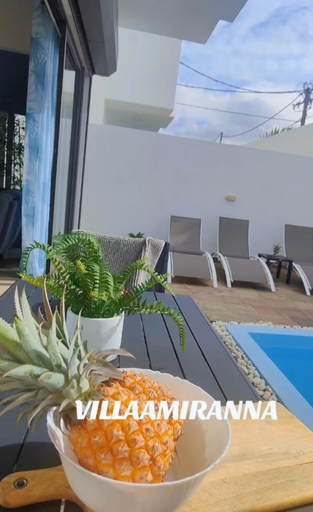 Food & Drinks 5, 3bed villa with private pool and rooftop with a sea view in flic-en-flac, Mauritius, Black River