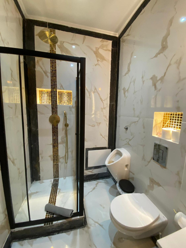 Bathroom 3, AL Barbinha, Faro