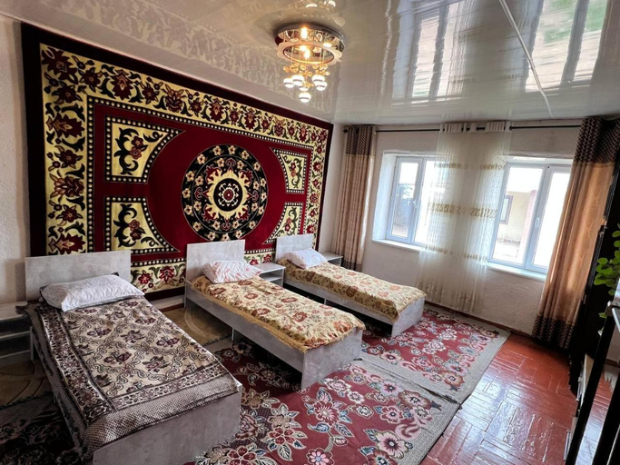 Others 2, Askat Guest House, Jumgal