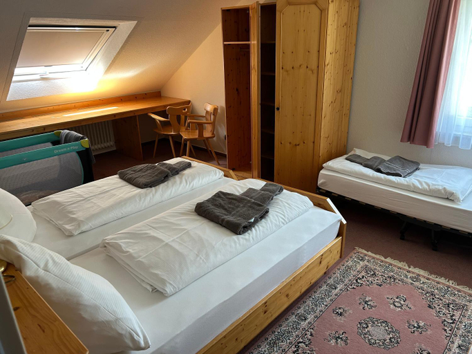Bedroom 4, Bad Bruckhaus Erlebnishotel, Waldshut