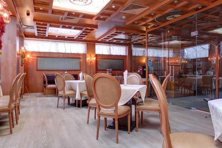 Food & Drinks 4, Hotel Rocentro, Stolichna