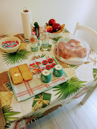 Food & Drinks 3, Casa Jasmine, Imperia