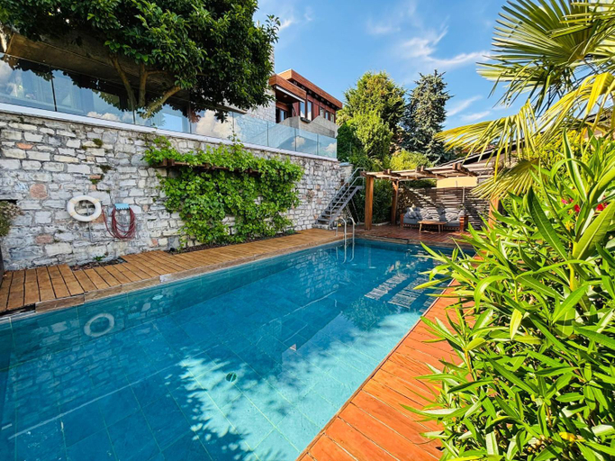 Sport & Beauty 4, Family suite with garden and amaizing view to Lugano, Lugano