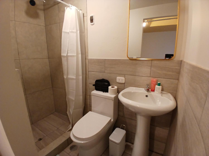 Bathroom, NH Santorini, Cusco