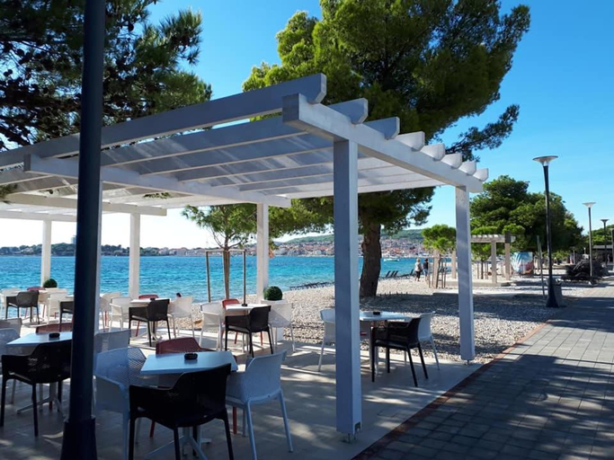Food & Drinks 3, Apartments Marijana, Vodice